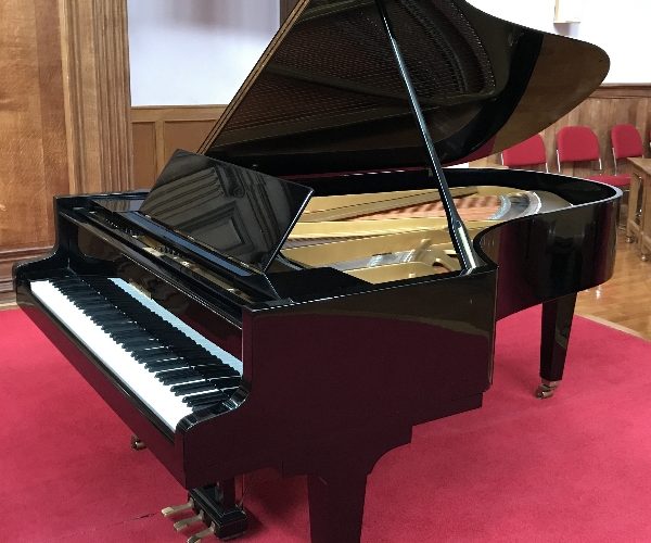 A New Grand Piano! A New Grand Piano!