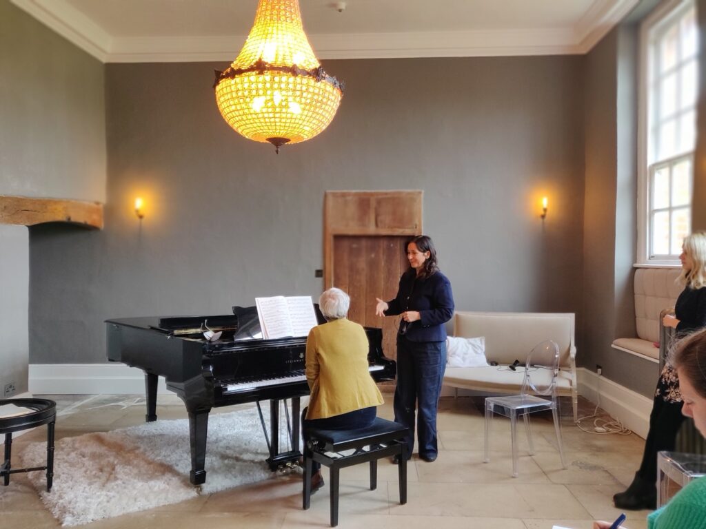 Charlotte Tomlinson teaching in recital room