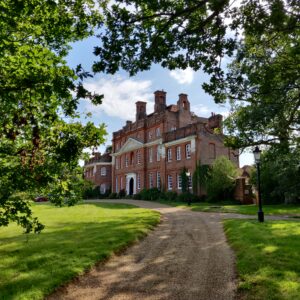 Why travel long-distance to Finchcocks?